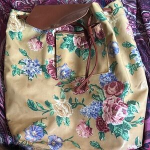 Unbranded Womans Backpack Purse Medium Yellow Red Blue Laminated Cotton Floral